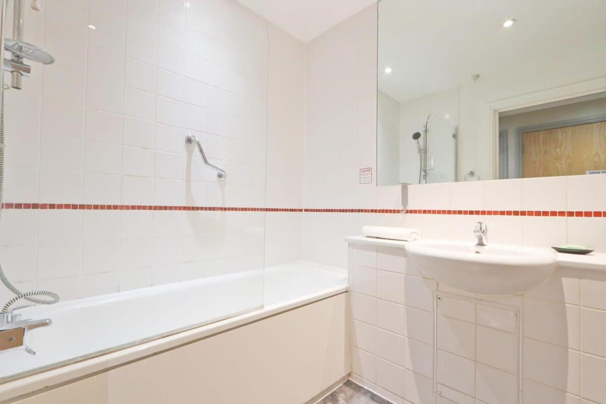 בריסטול City Centre 1 Bed Apartment מראה חיצוני תמונה
